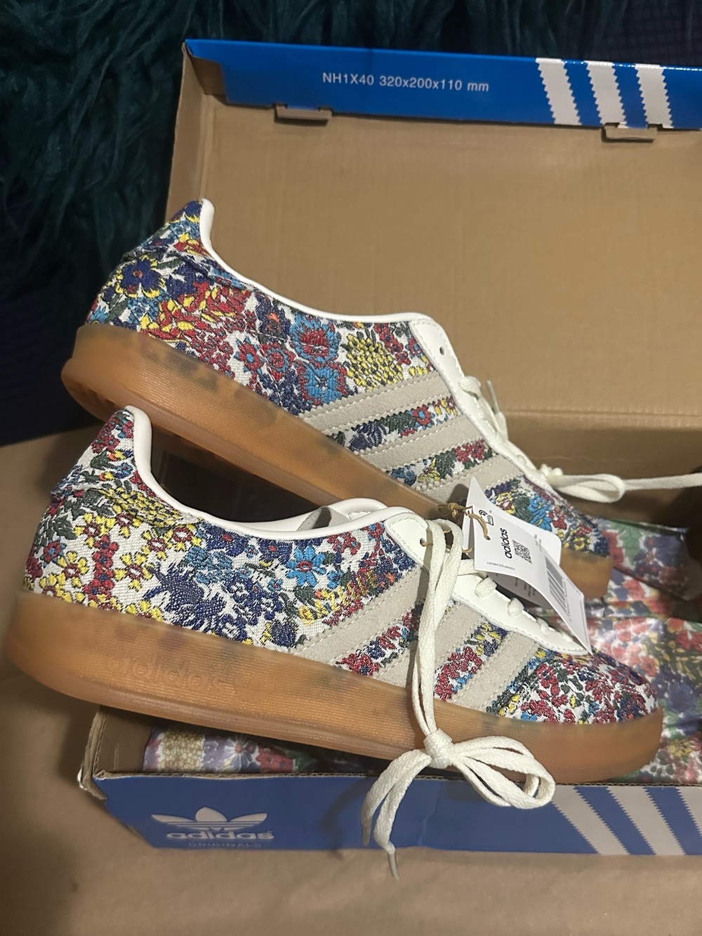 Liberty London Adidas Gazelle Floral Embroidery (USA Mens 9,Womens 10) JP5309 - Picture 5 of 12